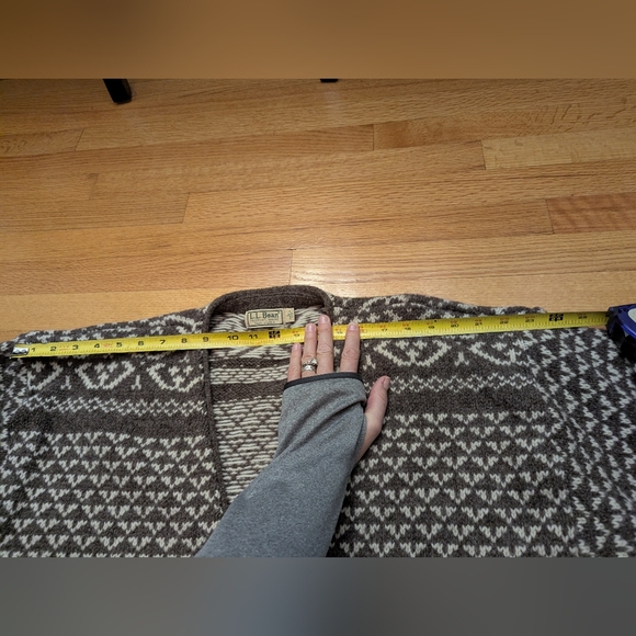 VTG LL Bean Hand-Knit Wool Button Front Cardigan Sweater Pockets women's Large - Picture 11 of 15